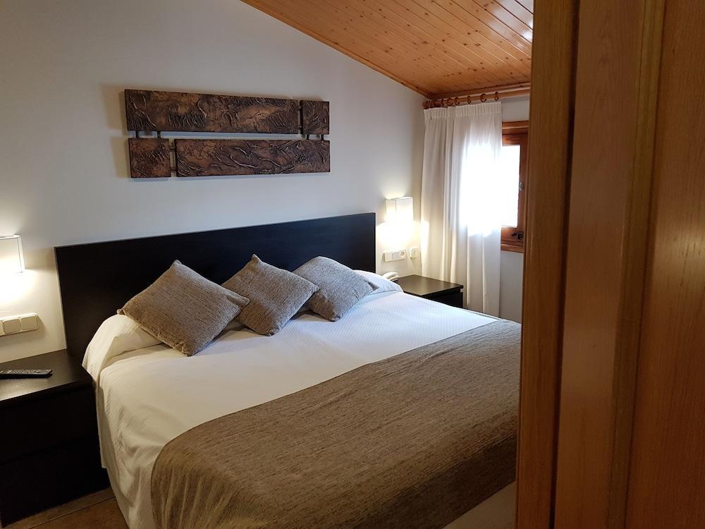 Hotel Sant Roc Camprodon Buitenkant foto