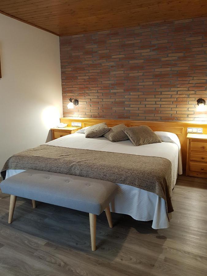 Hotel Sant Roc Camprodon Buitenkant foto