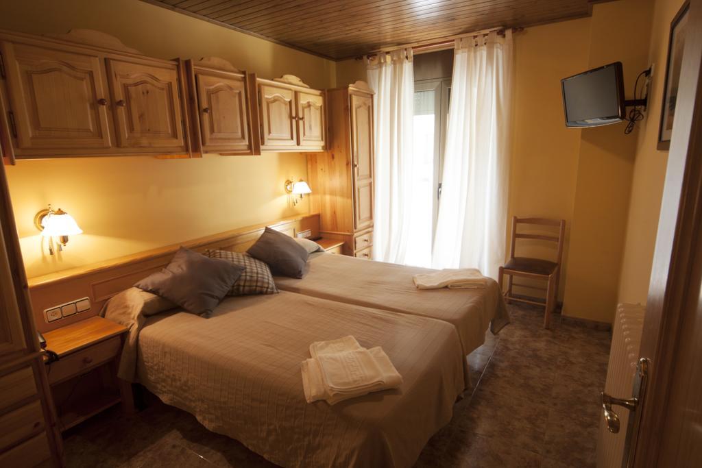 Hotel Sant Roc Camprodon Buitenkant foto